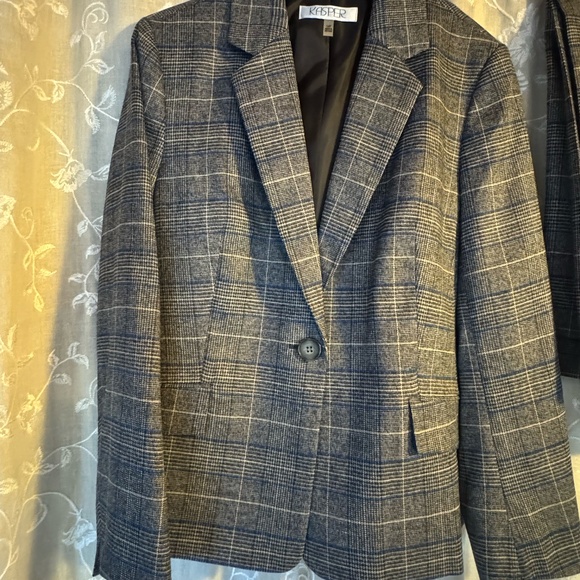 Brawn New with Tags Women's KASPER Suit Jacket - Picture 6 of 7